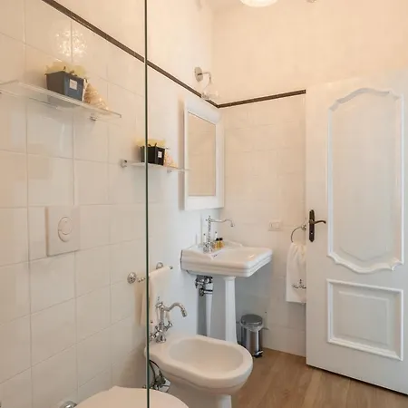 Navarra Villa Praiano